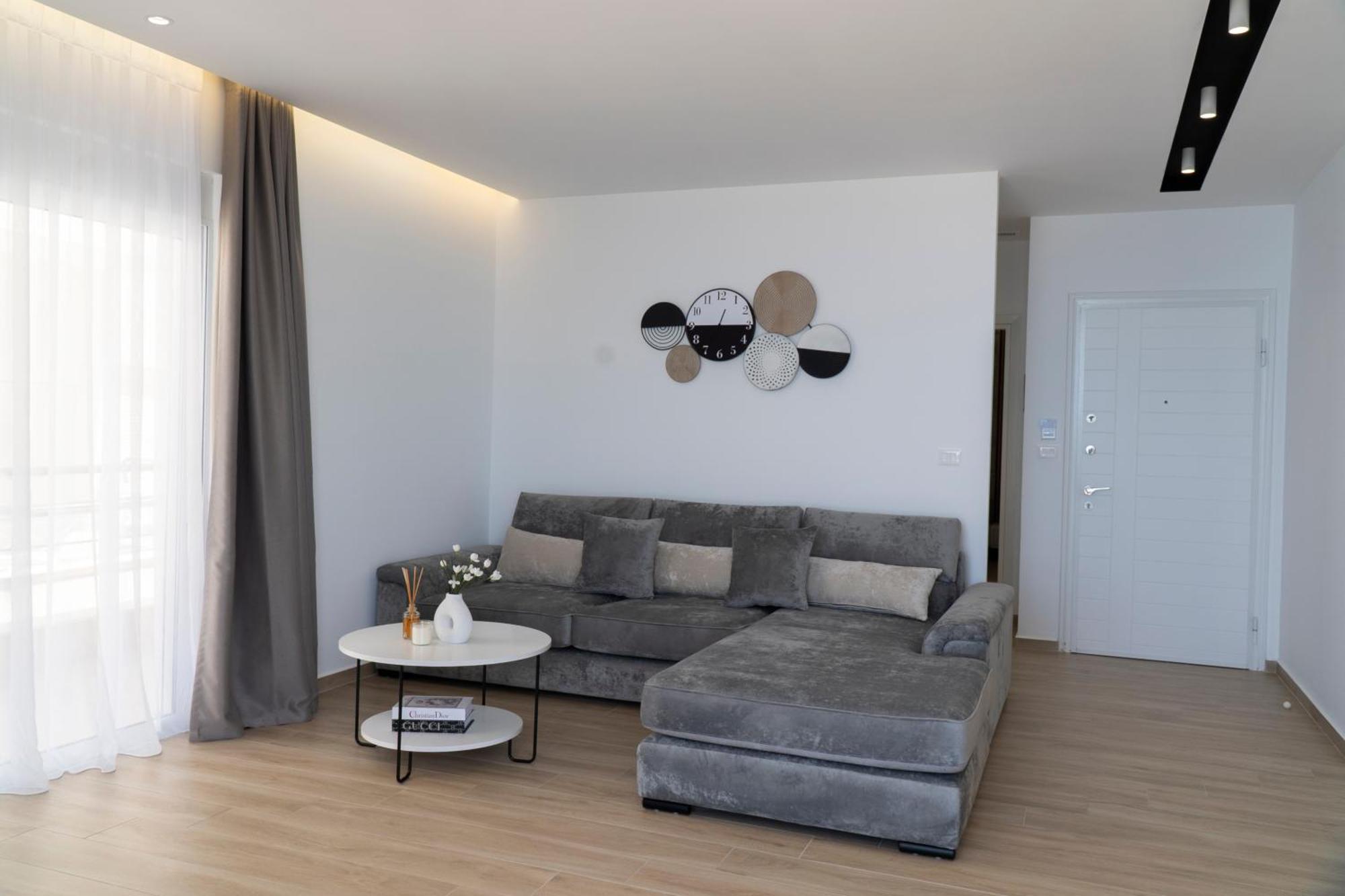 Mateo Apartments Sarande Exterior photo