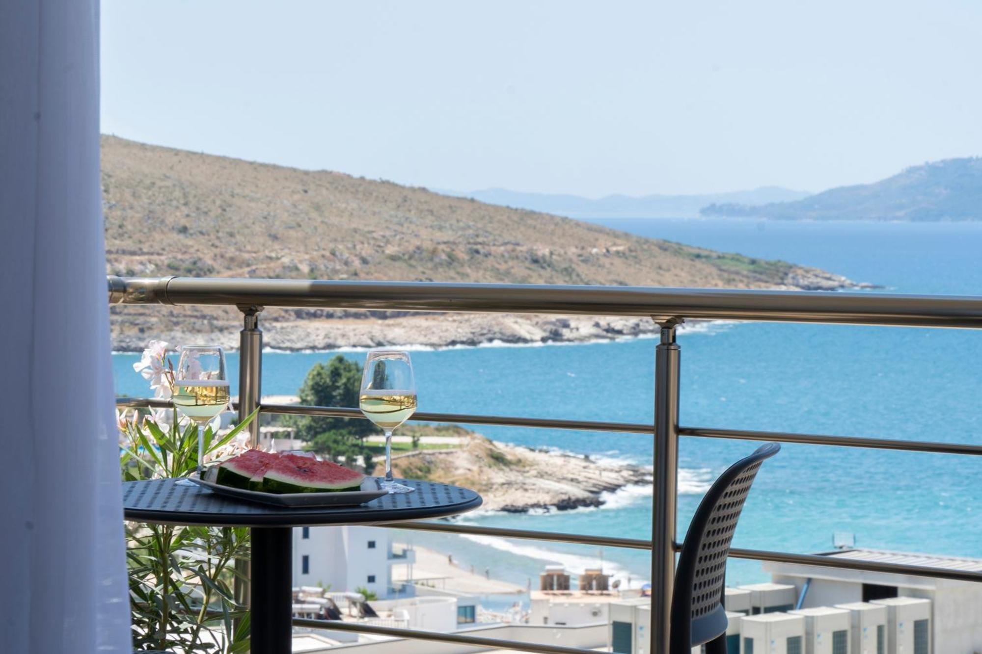 Mateo Apartments Sarande Exterior photo